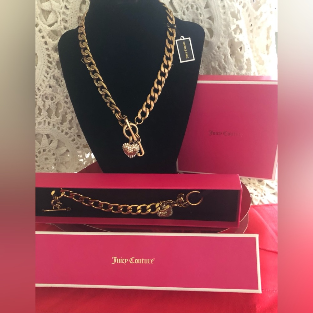 NWT Vintage Juicy Couture Gold Crystal Adorned Banner Puffy Heart Set.
